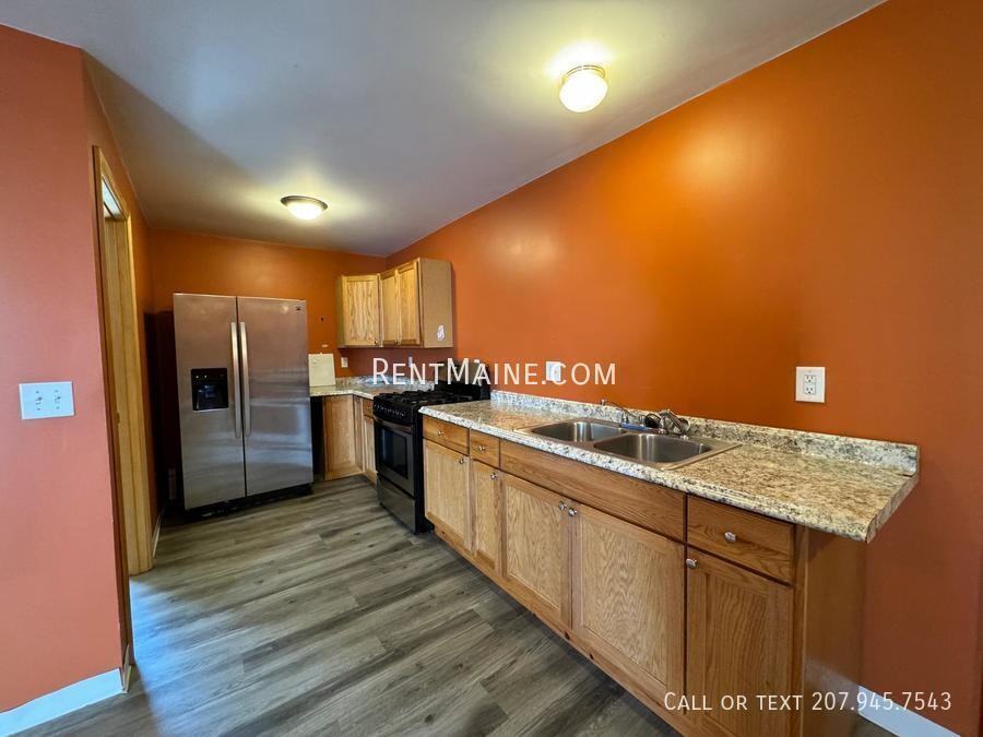 114 Bridge St #3 - Photo 6 of 16