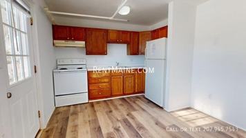 featured image of 2412 Western Ave #D