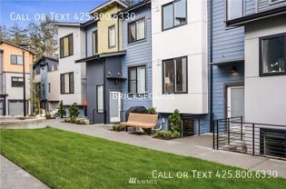 521 Glacier Walk Se - Photo 1 of 1