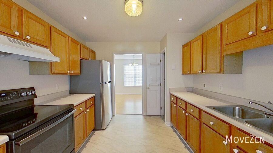 903 Balfoure Dr - Photo 2 of 38