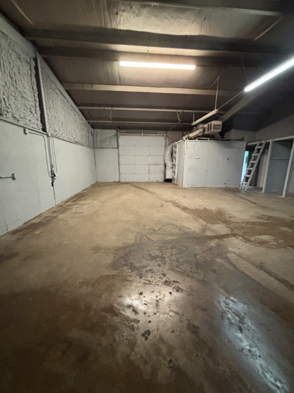 3304 Shelby Dr #B - Photo 3 of 6