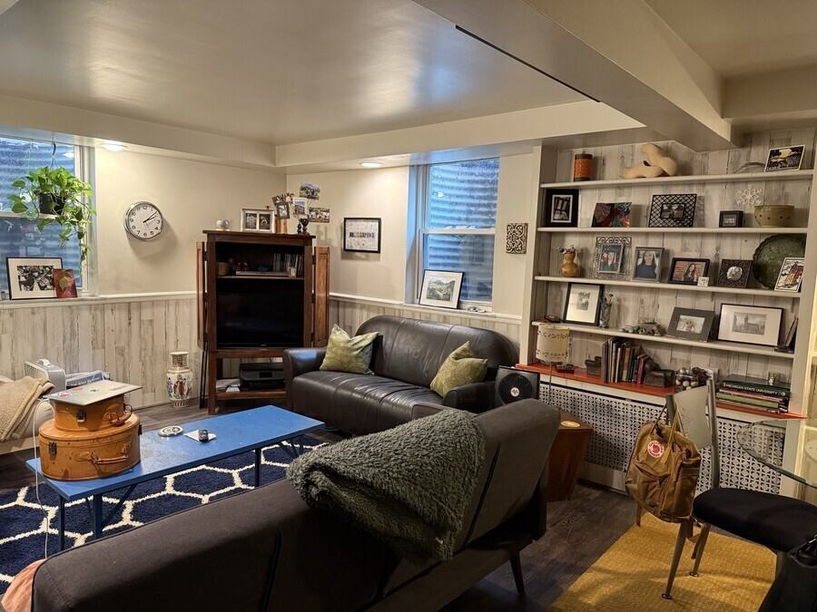 811 5th St #811-05 - Photo 3 of 6