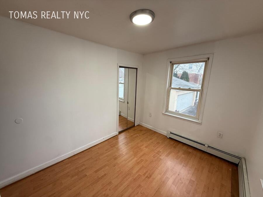 83 Maple Pl - Photo 2 of 12