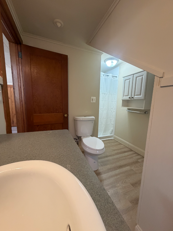 190A Hoskins Rd - Photo 3 of 30