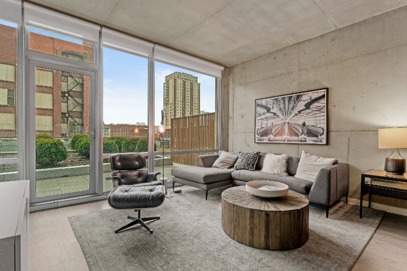 1443 S State St - Photo 3 of 7