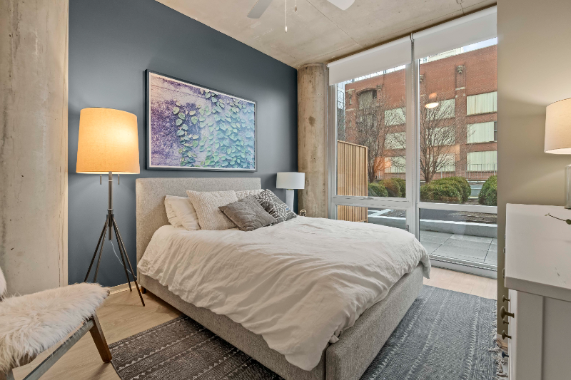 1443 S State St - Photo 4 of 7