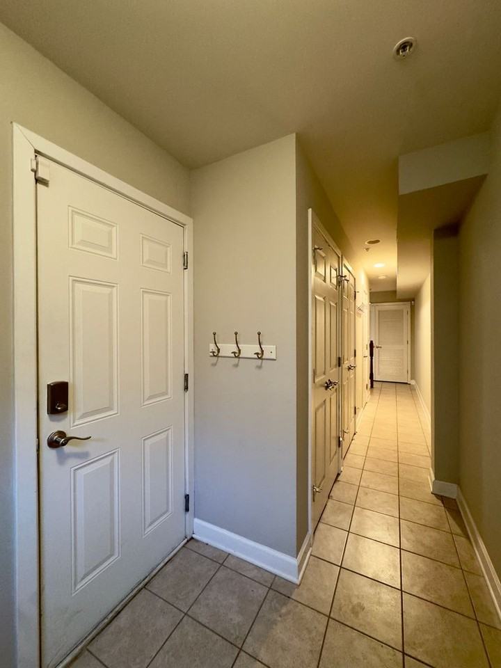 124 N Duncan St - Photo 6 of 35