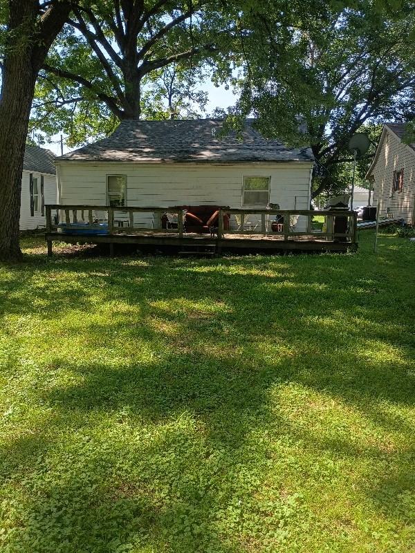 817 E Franklin St - Photo 7 of 7