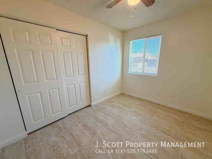 6908 W Coolidge St - Photo 7 of 16