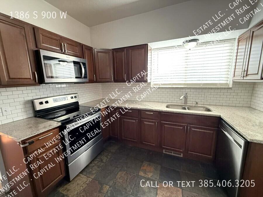 1386 S 900 W - Photo 6 of 31