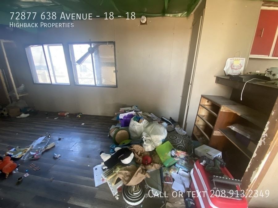 72877 638 Ave #18 - Photo 3 of 7