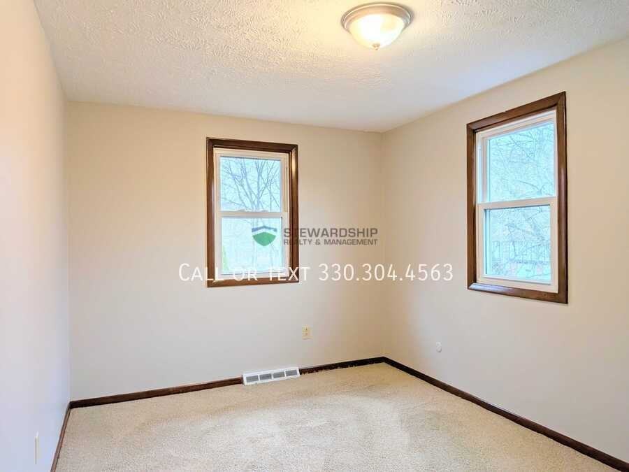 1752 Bunyan Cir Nw - Photo 5 of 23