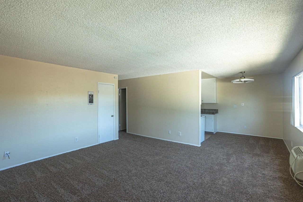 12330 Ninth St. - Photo 6 of 26