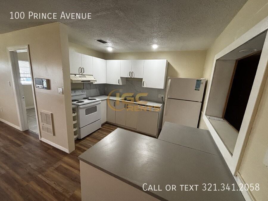 100 Prince Ave - Photo 5 of 18