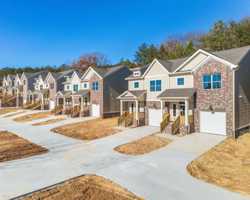 featured image of 381 Hungry Hollow Rd Se