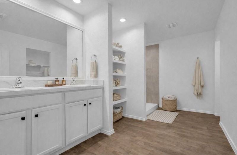 21430 Sacred Grove St - Photo 5 of 15