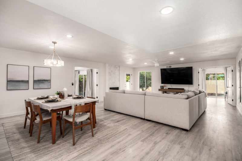 26007 S Cedarcrest Dr - Photo 3 of 20