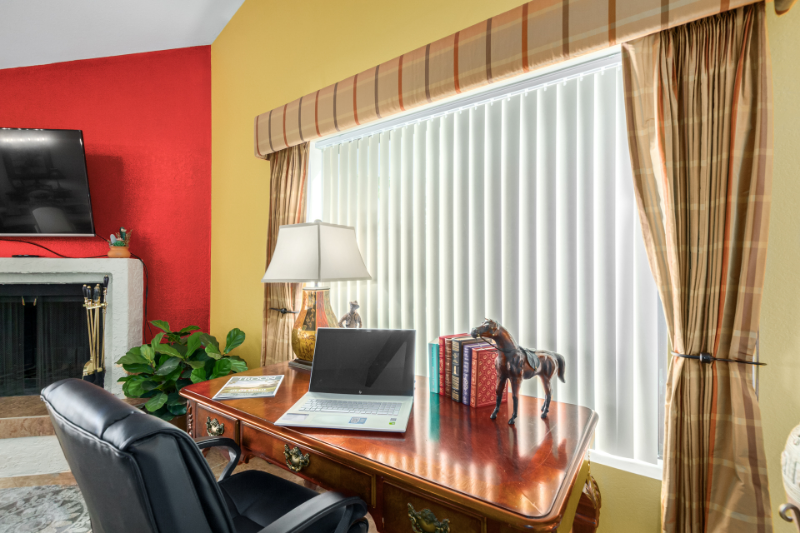 25609 N Forest Rd - Photo 5 of 20