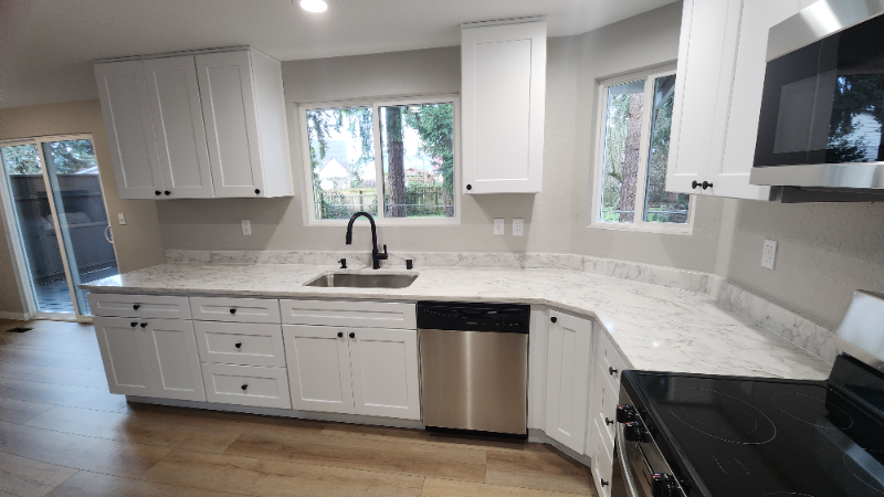 6308 49th Dr Ne - Photo 3 of 23