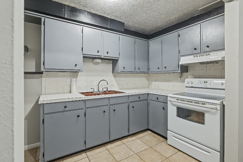 600 S Missouri Ave #2 - Photo 2 of 12