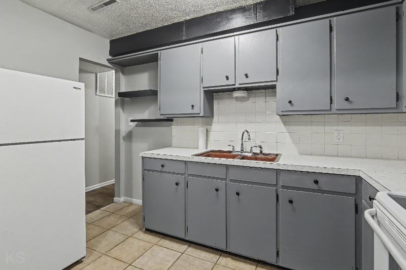 600 S Missouri Ave #2 - Photo 4 of 12