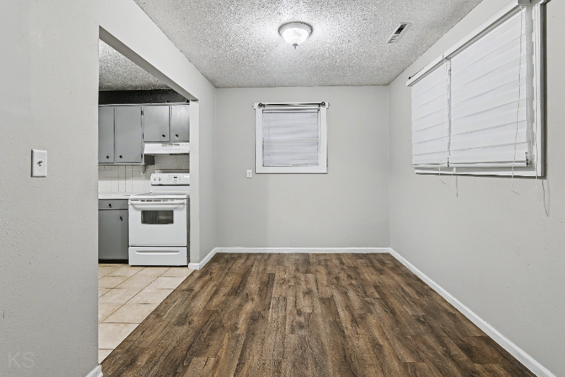 600 S Missouri Ave #2 - Photo 6 of 12