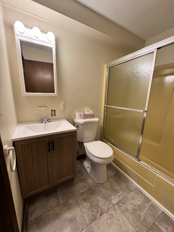 59 Drummond Ave #A - Photo 4 of 6