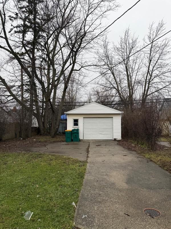 20107 Libby Rd - Photo 2 of 11