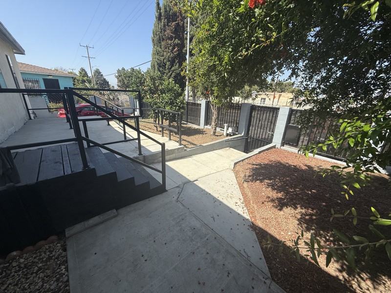 12426 S Vermont Ave #B - Photo 7 of 15