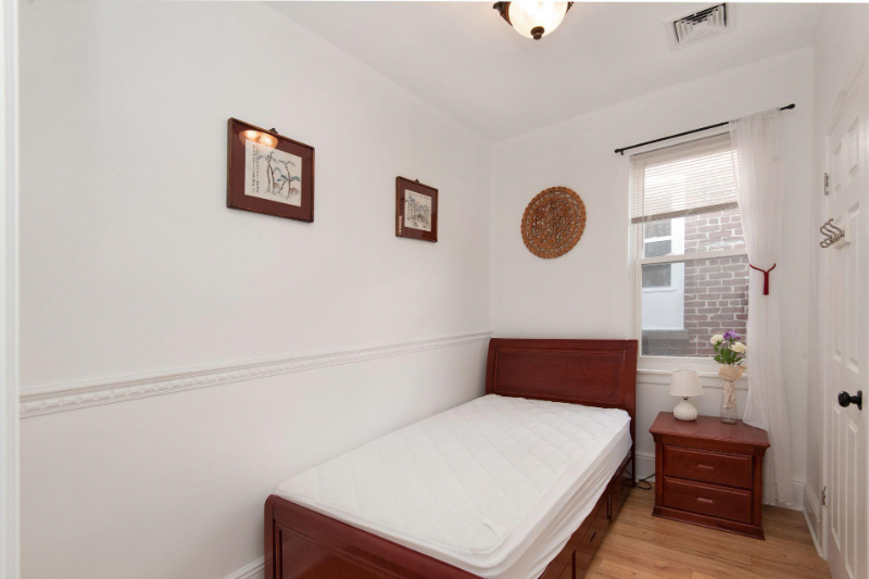 1012 Palisade Ave #2 - Photo 3 of 19