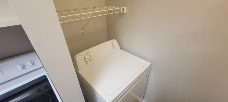 277 Lakewood Dr - Photo 6 of 12