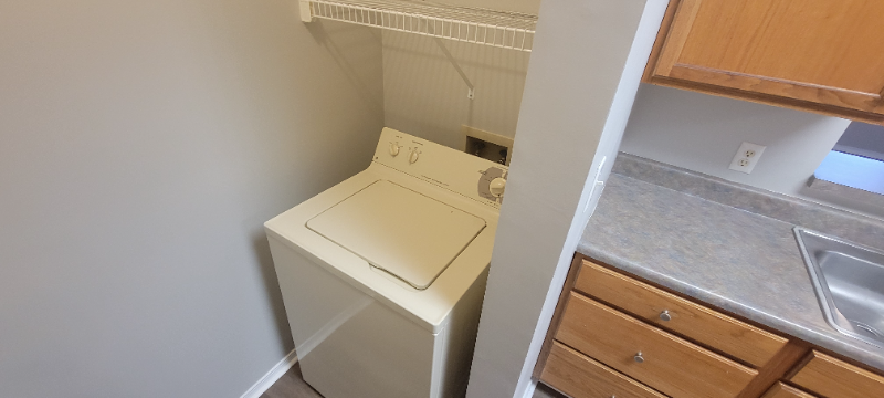 277 Lakewood Dr - Photo 7 of 12