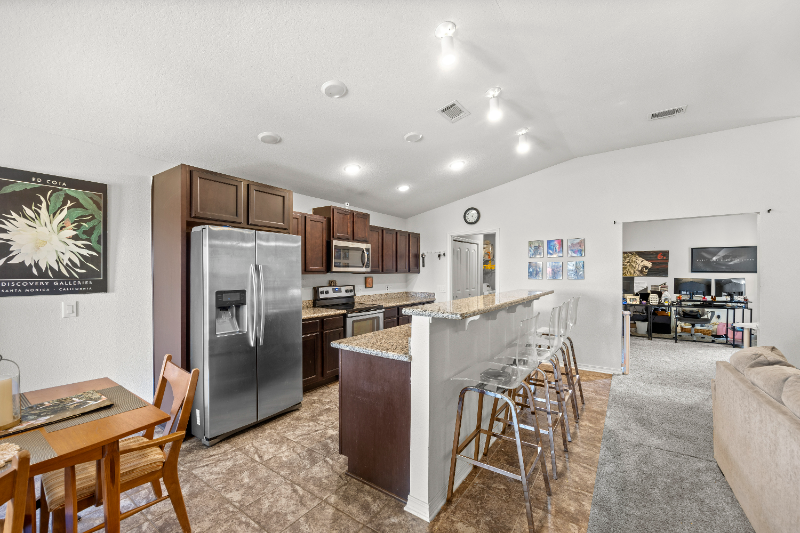 5508 Peach Dr - Photo 6 of 11