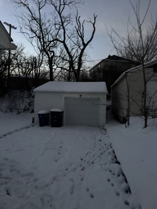 4380 Wyatt Rd - Photo 2 of 10