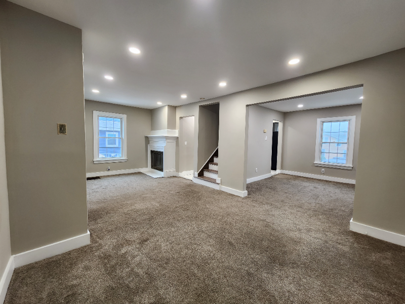 376 Dewolf Pl - Photo 2 of 20