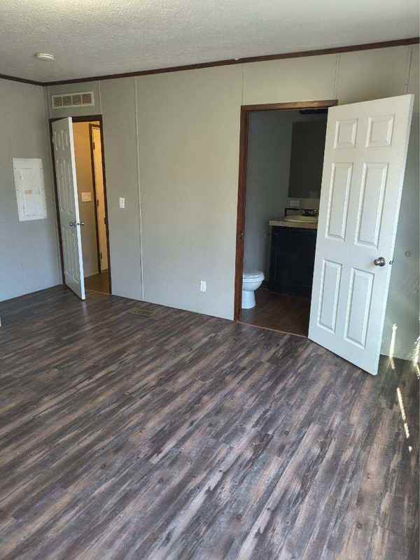 55 Locust St - Photo 6 of 13