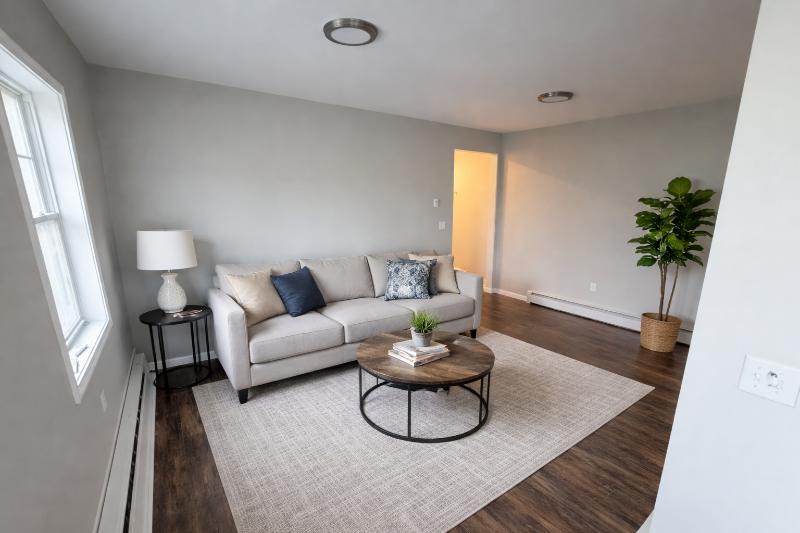 110 West St #1stFL - Photo 2 of 5