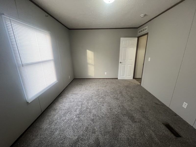 30 Locust St - Photo 6 of 8