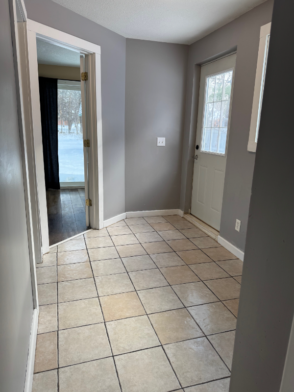 1644 Myrtle St N - Photo 6 of 12