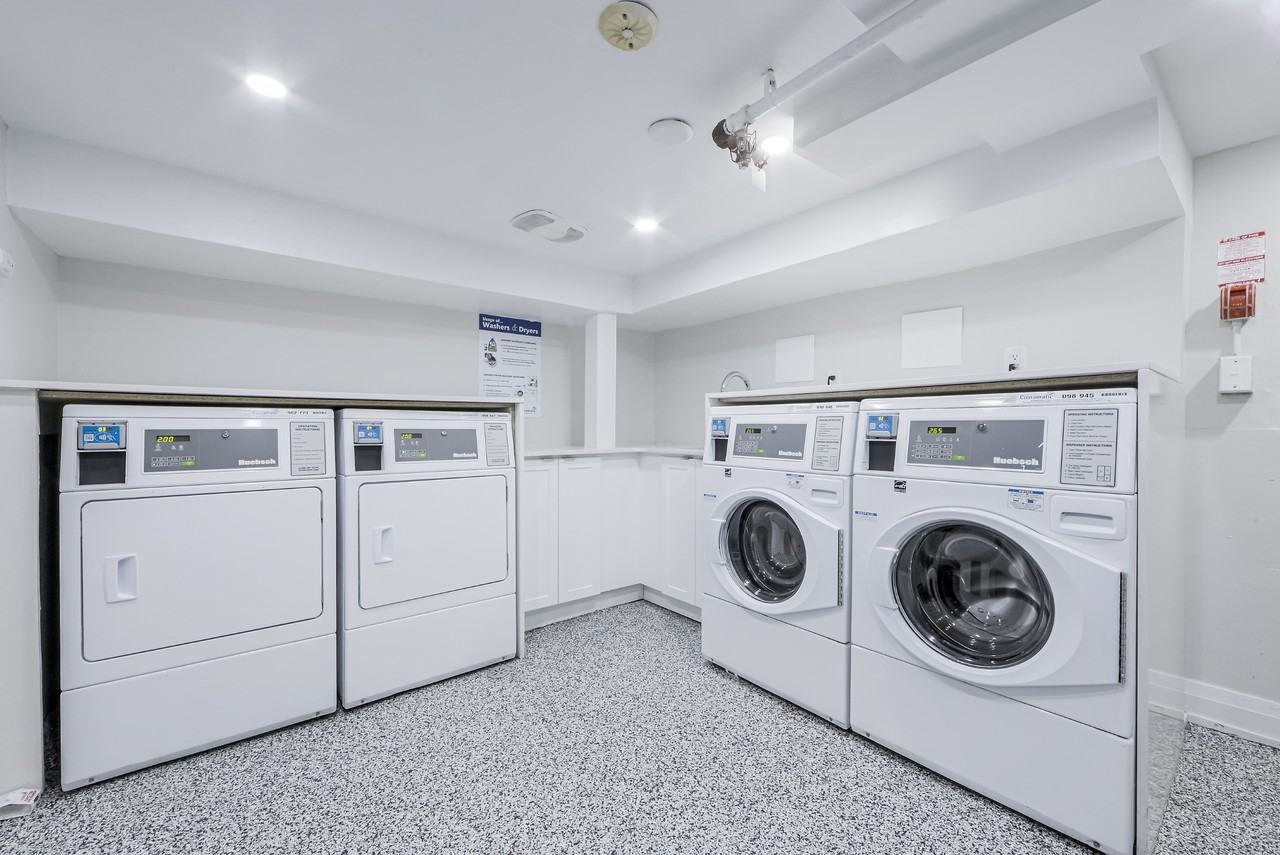 Maya Mews - Photo 7 of 20