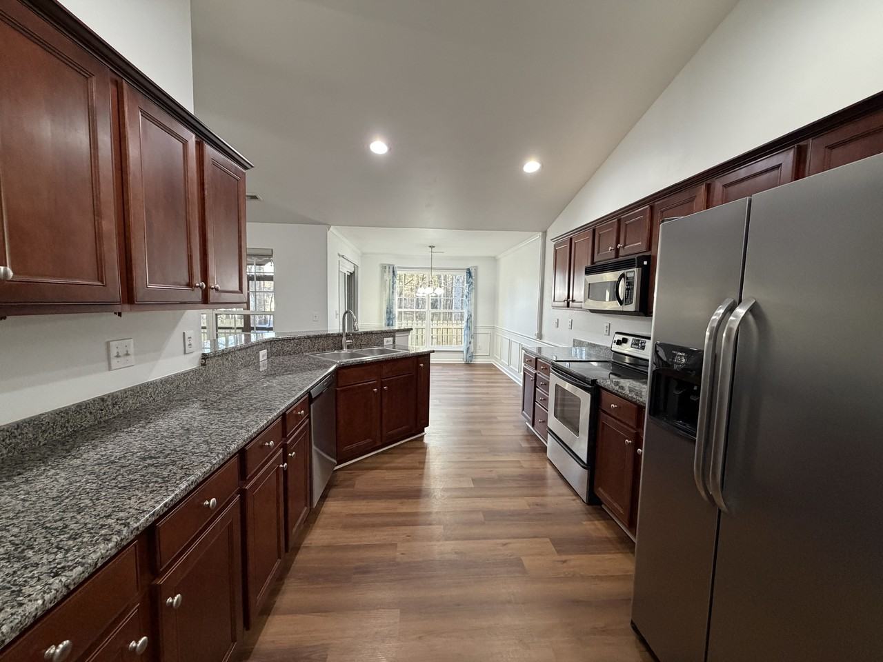 1863 New Castle Dr #NA - Photo 6 of 18