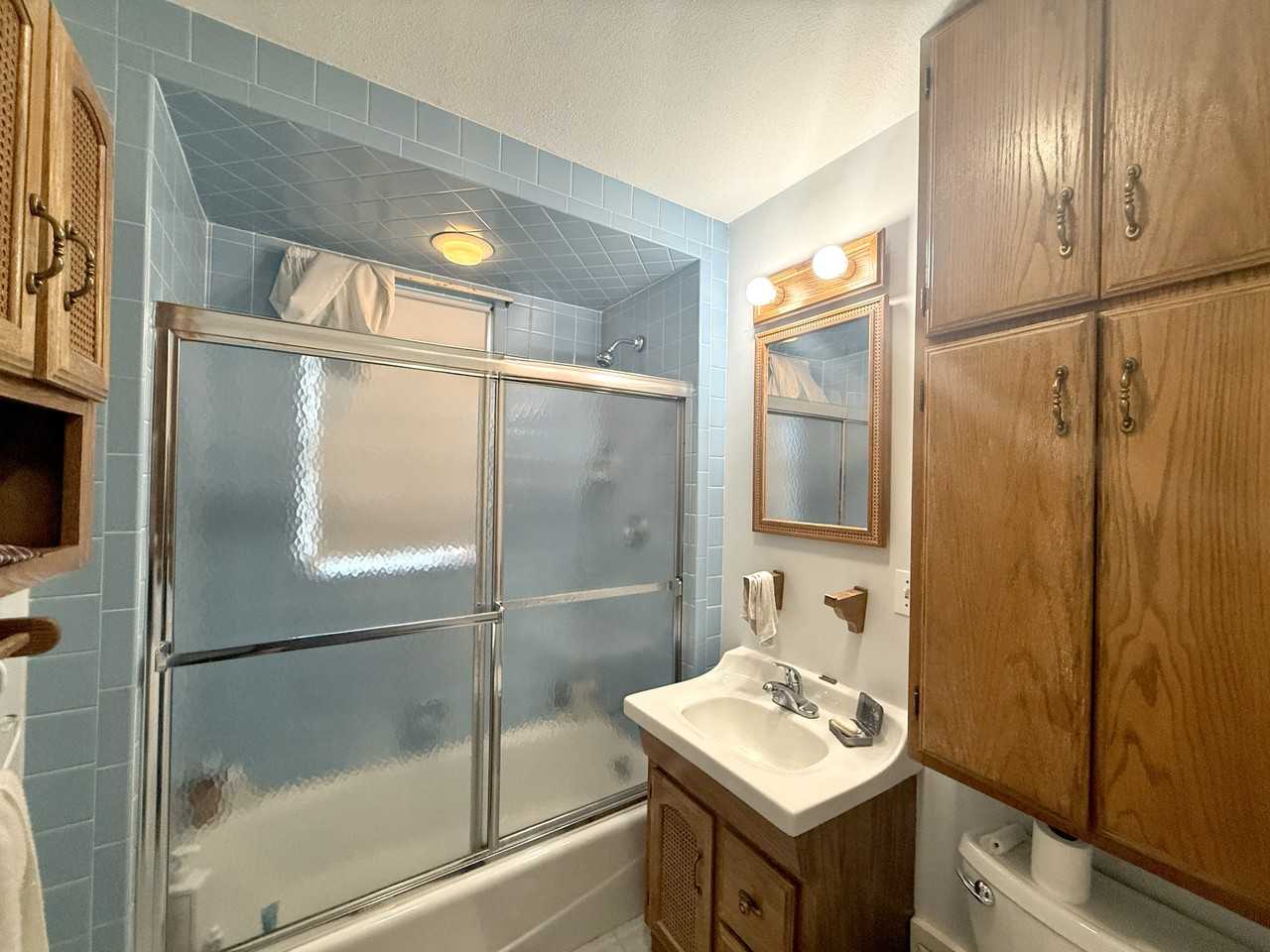 41 Rich St #2 - Photo 3 of 23