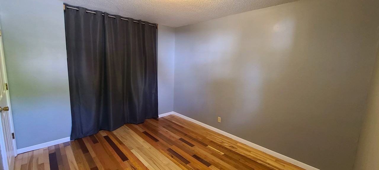 303 Pennsylvania Ave #2 - Photo 5 of 6