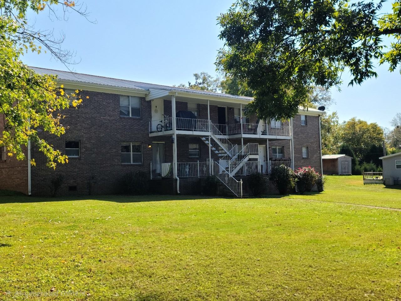 303 Pennsylvania Ave #2 - Photo 6 of 6