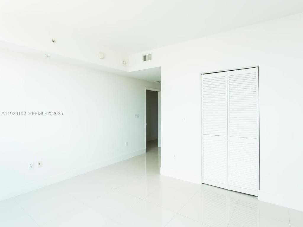 244 Biscayne Boulevard Way #2402 - Photo 6 of 15
