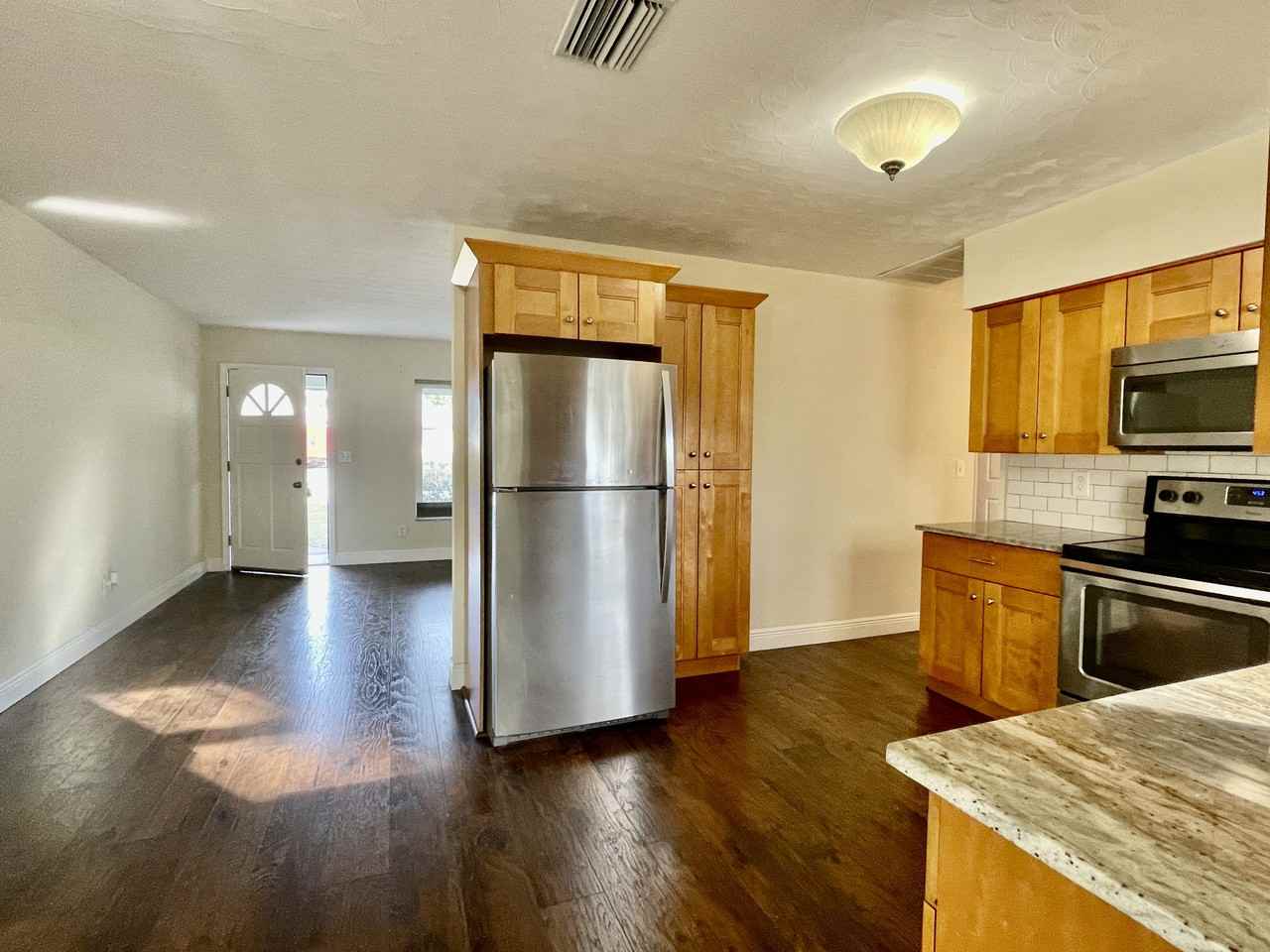 1732 Bellemeade Dr #NA - Photo 3 of 11