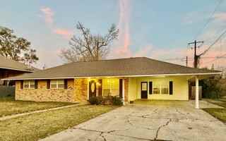 featured image of 2958 Madeira Dr #NA