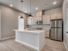 N Blackwelder Ave #B - Photo 1 of 1