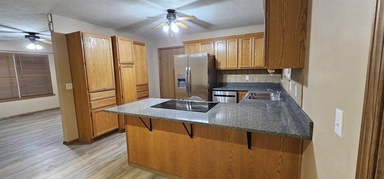 8660 Brookside Cir #NA - Photo 3 of 20