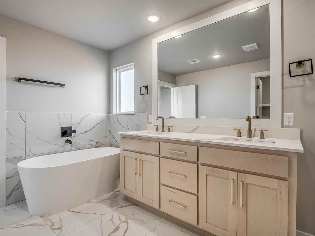 4116 Nw 179th Ter #NA - Photo 3 of 8